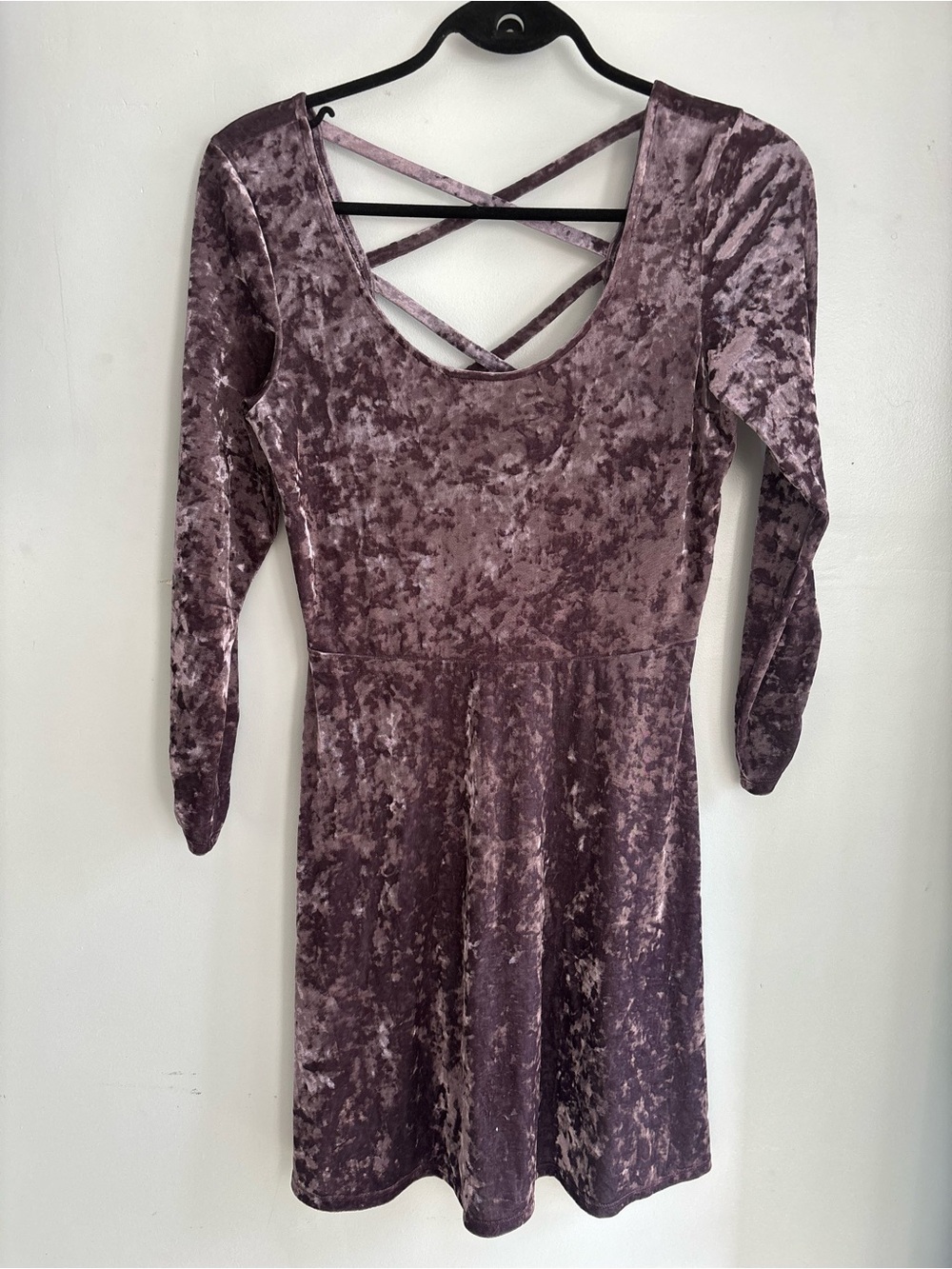 American Eagle Outfitters Crushed Velvet Midi Dress in Mauve